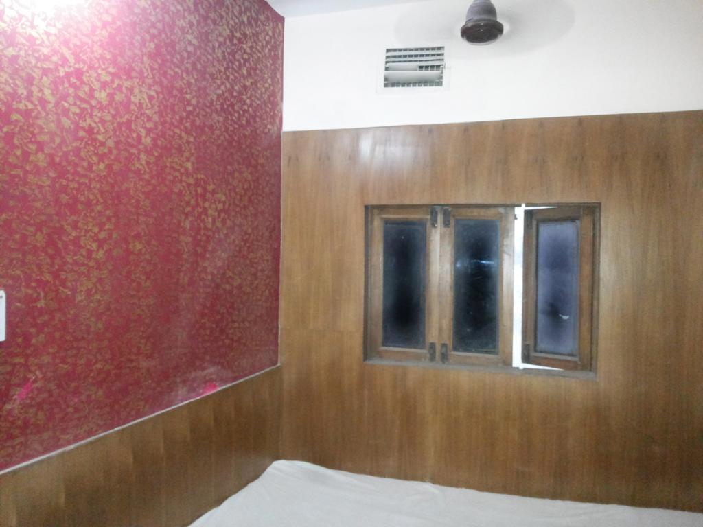 Mahesh Guest House Нью-Делі Номер фото